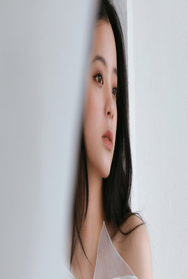 被困的爱丽克思