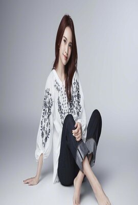 男生女生向前冲2023