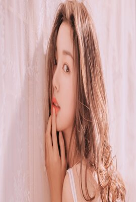 黑暗中伸出的手/蜜唇经理