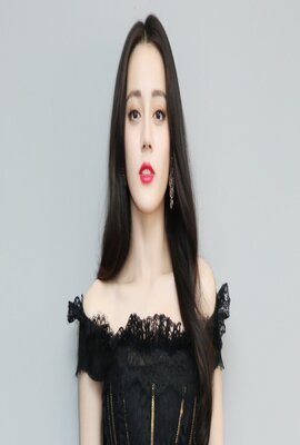 爸爸、女兒和女兒的朋友們